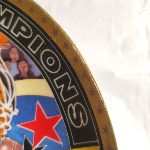 Vintage 1993 Chicago Bulls NBA Superstar Collector Plate Series #27 of 7,500. - Picture 4 of 8